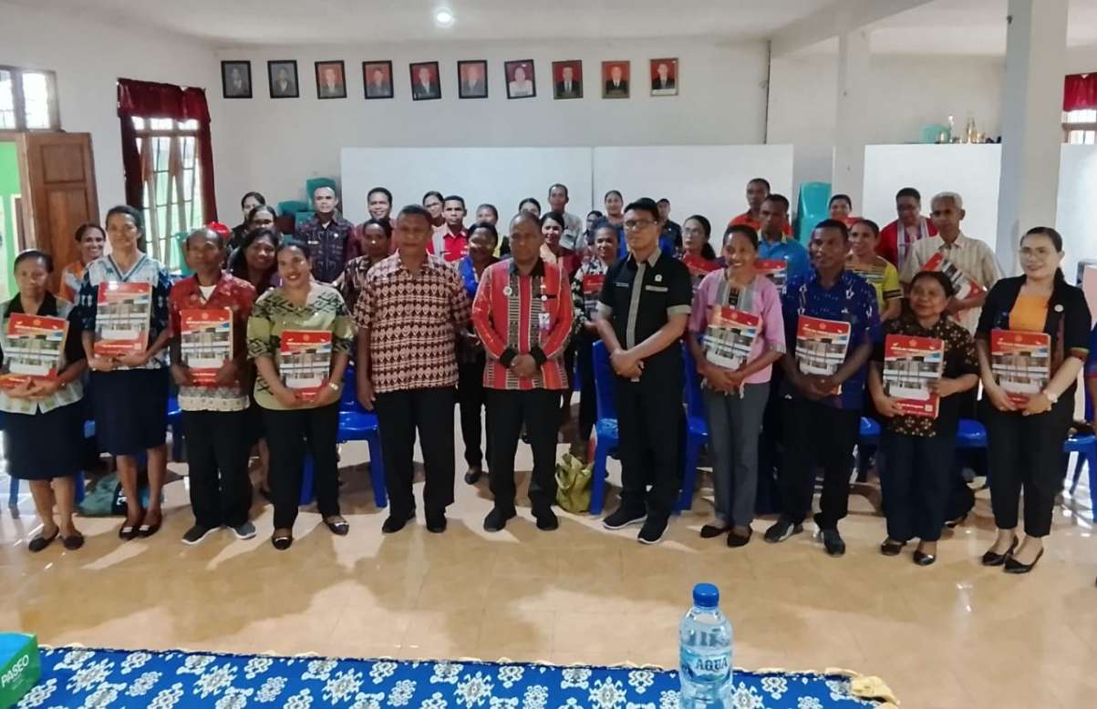 Momentum Bersejarah: 36 Guru Agama Katolik TTS Terima Sertifikat PPG